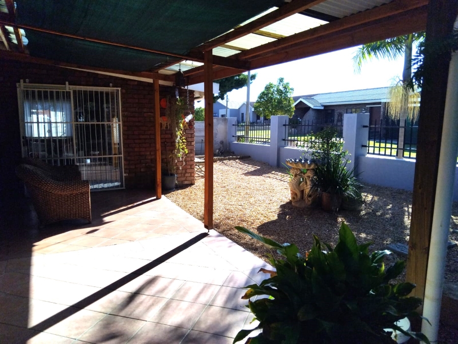 4 Bedroom Property for Sale in Riversdale Western Cape